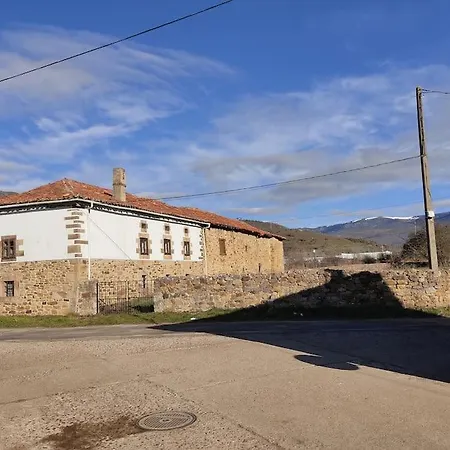 La Casa De La Tina Holiday home