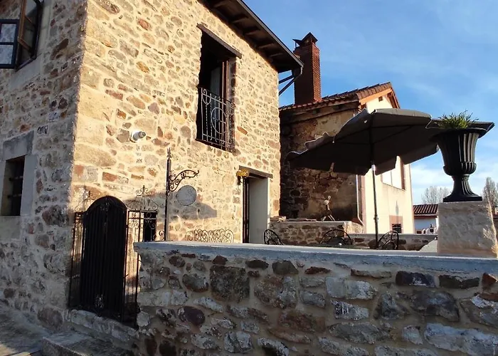 Сasa de vacaciones La Casa De La Tina Porquera de Santullan