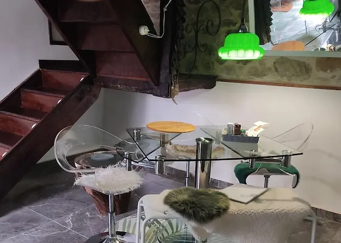 La Casa De La Tina Porquera de Santullan