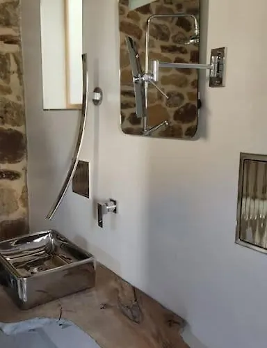 La Casa De La Tina