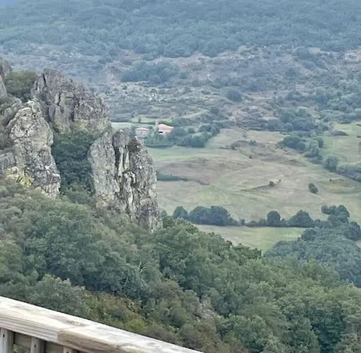 Сasa de vacaciones La Casa De La Tina Porquera de Santullan